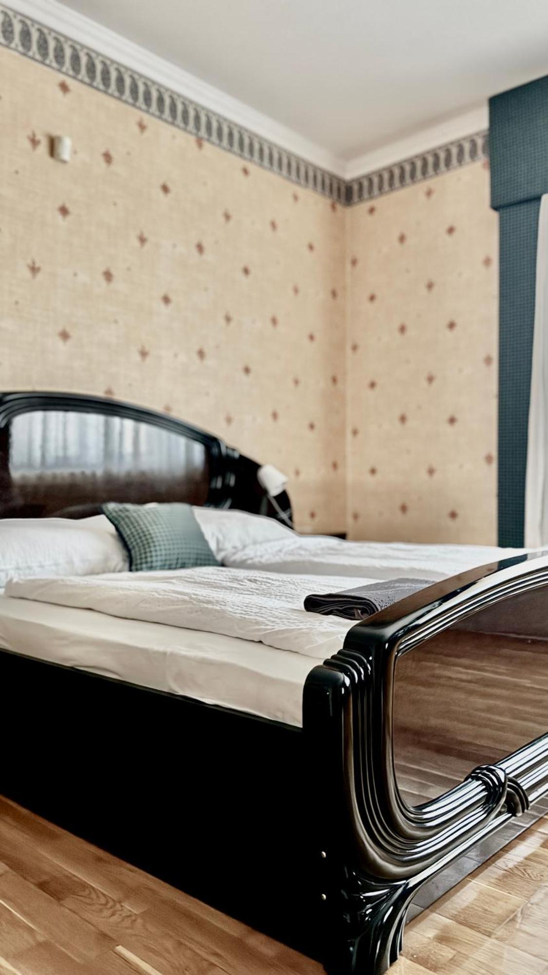 5 Haloszobas Wellness Vip House - Privat Medence Siofok Ngoại thất bức ảnh